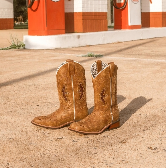 Laredo Spellbound Western Square Toe Boots - Picture 6 of 14